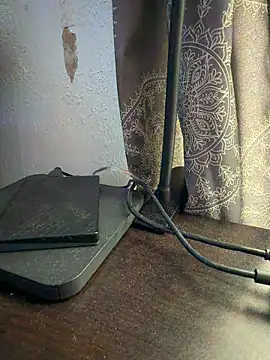 Snapshot of luiriv04 chatting on October 4, 2025, 9:57 pm luiriv04 online show from October 4, 2025, 9:57 pm