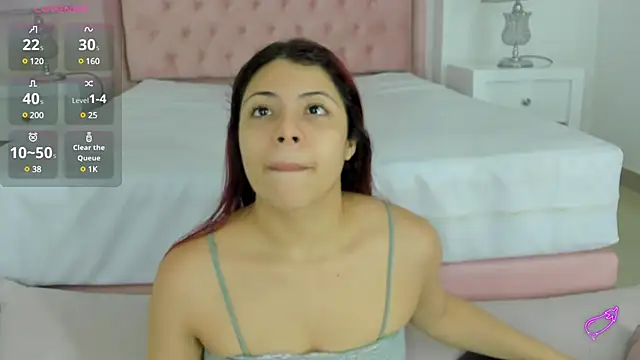 Snapshot of Kendall__Fox chatting on January 30, 2025, 4:48 am Kendall Fox online show from January 30, 2025, 4:48 am