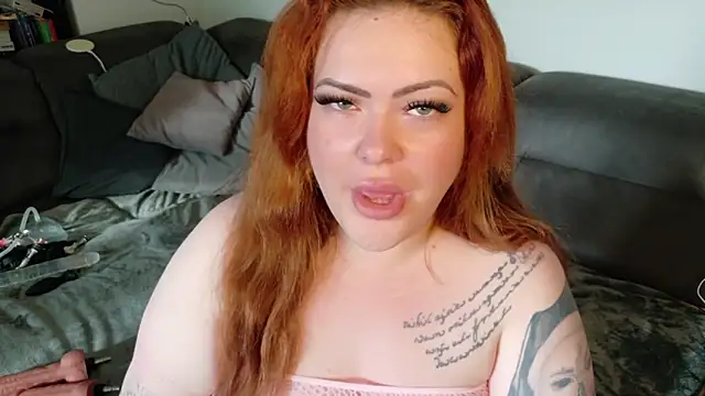 AnastasiaCumowa online show from September 8, 2025, 3:44 pm