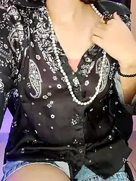 Snapshot of Aapsara_ chatting on January 31, 2025, 5:10 pm Aapsara online show from January 31, 2025, 5:10 pm