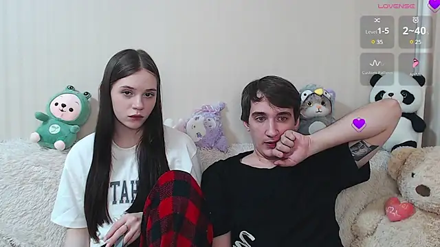 Snapshot of white-boo chatting on February 1, 2025, 7:55 pm white-boo online show from February 1, 2025, 7:55 pm