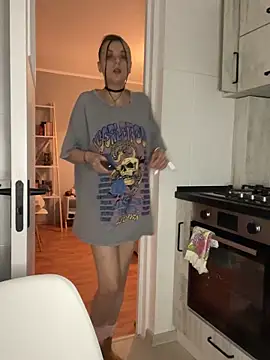 bunnythetailor online show from January 29, 2025, 9:17 pm