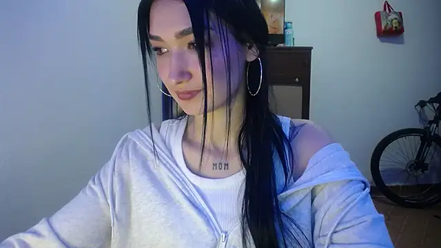 Snapshot of Sofii_cutee chatting on November 25, 2025, 9:48 pm Sofii cutee online show from November 25, 2025, 9:48 pm