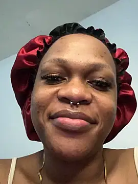 Snapshot of Boneca25 chatting on May 1, 2026, 5:50 pm Boneca25 online show from May 1, 2026, 5:50 pm