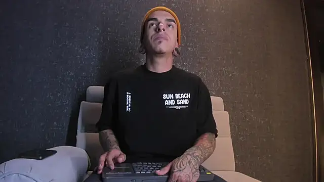 kaletattoo online show from March 8, 2025, 3:17 am