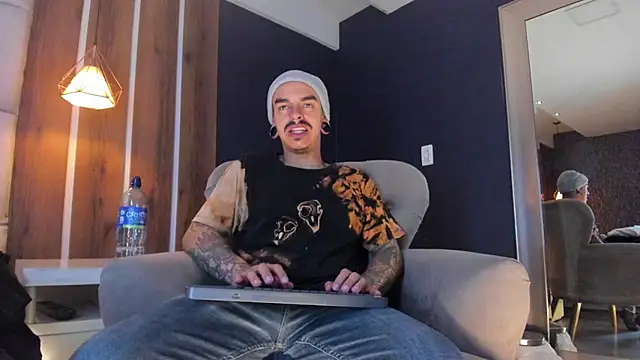Snapshot of kaletattoo chatting on July 9, 2026, 11:14 am kaletattoo online show from July 9, 2026, 11:14 am