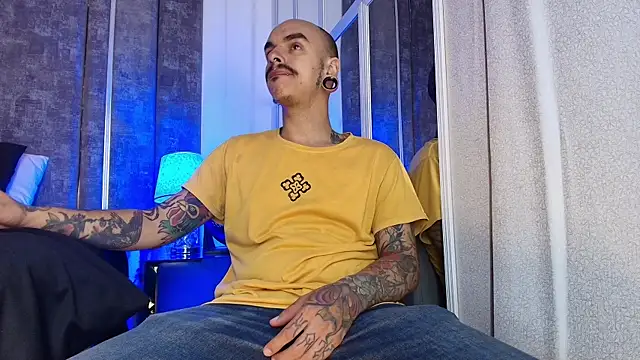 Snapshot of kaletattoo chatting on August 5, 2026, 3:09 am kaletattoo online show from August 5, 2026, 3:09 am