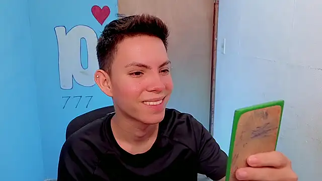 Alexxx lov online show from April 29, 2026, 12:31 pm