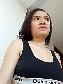 Snapshot of AmbarVanucci chatting on November 10, 2025, 3:49 am AmbarVanucci online show from November 10, 2025, 3:49 am