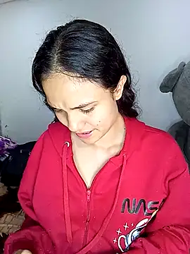 Snapshot of AmbarVanucci chatting on November 26, 2025, 4:19 pm AmbarVanucci online show from November 26, 2025, 4:19 pm