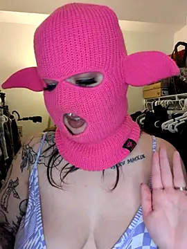 Snapshot of goblingirl888 chatting on September 10, 2025, 9:15 pm goblingirl888 online show from September 10, 2025, 9:15 pm