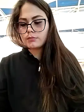 Snapshot of Vale_Saenzz chatting on February 11, 2025, 11:22 pm Vale Saenzz online show from February 11, 2025, 11:22 pm