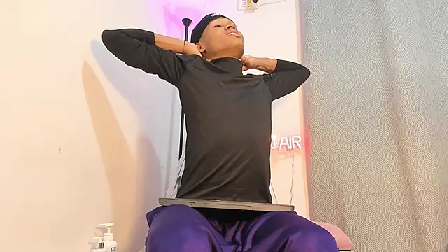 Snapshot of viankaa_miller chatting on September 22, 2025, 2:57 am viankaa miller online show from September 22, 2025, 2:57 am