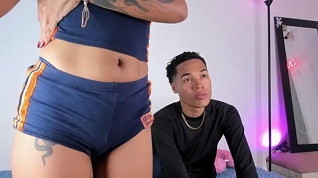 Snapshot of viankaa_miller chatting on October 17, 2025, 4:09 pm viankaa miller online show from October 17, 2025, 4:09 pm