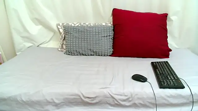 Cute Piper99x online show from November 20, 2025, 5:56 pm