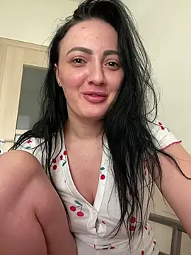 Snapshot of RaisaSalvi chatting on February 26, 2025, 5:28 pm RaisaSalvi online show from February 26, 2025, 5:28 pm