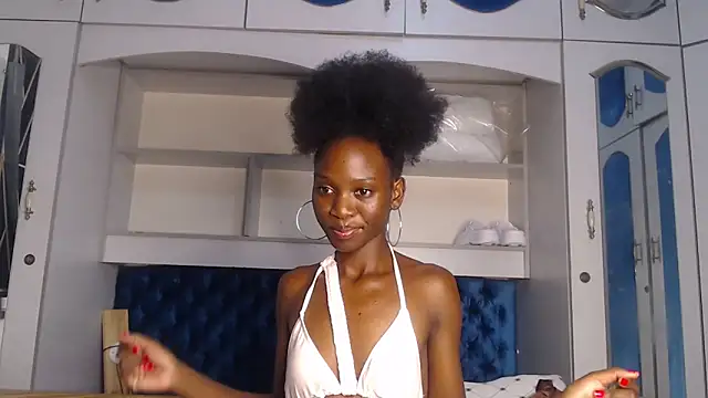 Snapshot of YoungDiva69 chatting on February 15, 2025, 12:26 am YoungDiva69 online show from February 15, 2025, 12:26 am