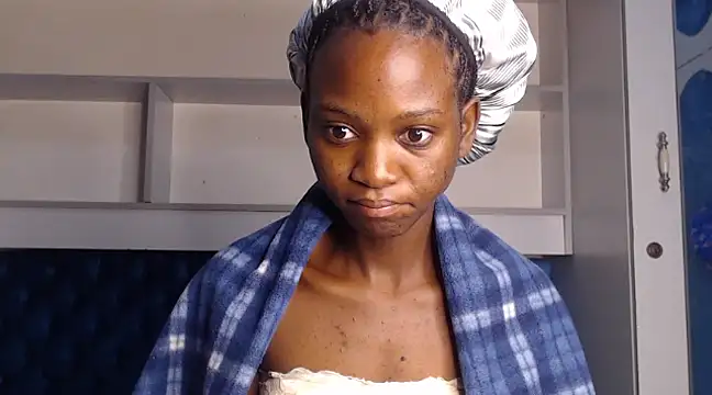 Snapshot of YoungDiva69 chatting on March 12, 2025, 3:24 am YoungDiva69 online show from March 12, 2025, 3:24 am