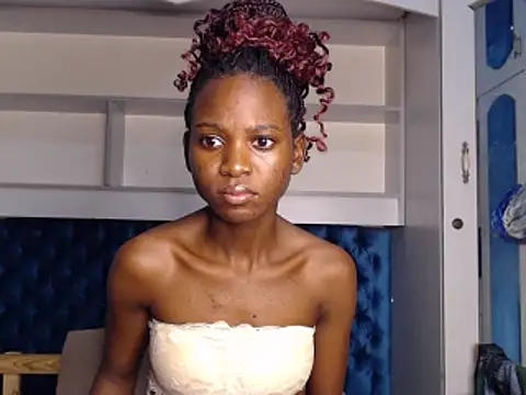 Snapshot of YoungDiva69 chatting on March 20, 2025, 12:51 am YoungDiva69 online show from March 20, 2025, 12:51 am