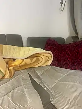 Snapshot of A-mal5 chatting on March 8, 2025, 8:57 pm A-mal5 online show from March 8, 2025, 8:57 pm