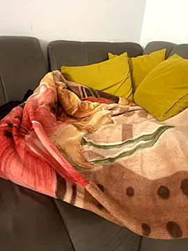 Snapshot of A-mal5 chatting on September 25, 2025, 11:03 am A-mal5 online show from September 25, 2025, 11:03 am