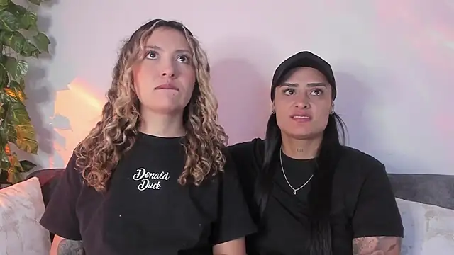 Snapshot of my_melody chatting on October 3, 2025, 5:59 am my melody online show from October 3, 2025, 5:59 am