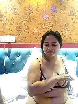 Snapshot of hornysania123 chatting on February 2, 2025, 10:06 pm hornysania123 online show from February 2, 2025, 10:06 pm