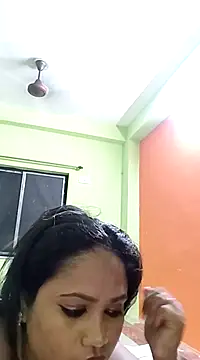 Snapshot of hornysania123 chatting on February 15, 2025, 9:04 pm hornysania123 online show from February 15, 2025, 9:04 pm