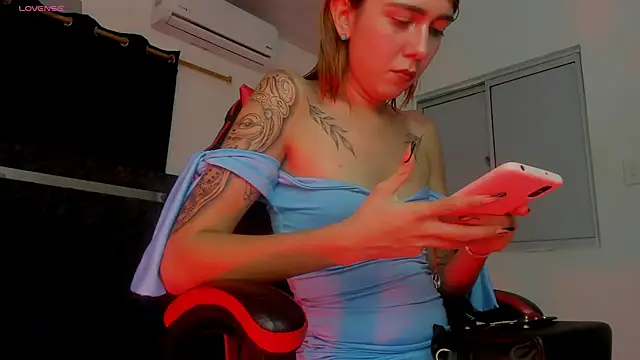 Nicol TransGirl online show from January 11, 2026, 3:33 am