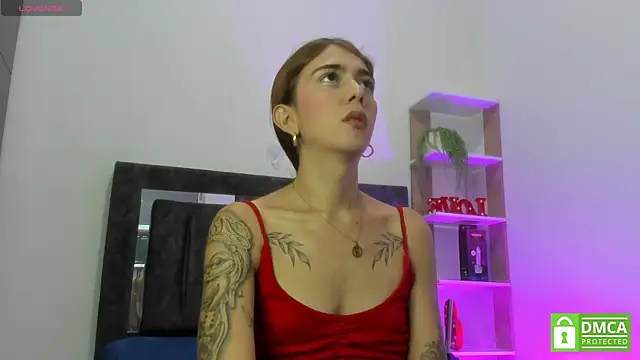 Nicol TransGirl online show from May 3, 2026, 2:17 am