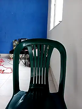 Snapshot of -Nicol chatting on March 4, 2025, 4:41 pm -Nicol online show from March 4, 2025, 4:41 pm