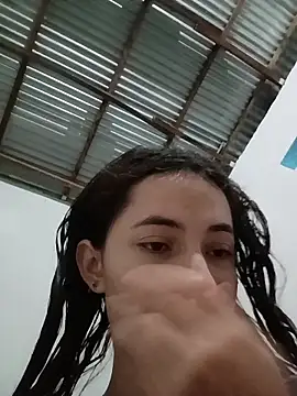 Snapshot of -Nicol chatting on November 8, 2025, 10:04 am -Nicol online show from November 8, 2025, 10:04 am