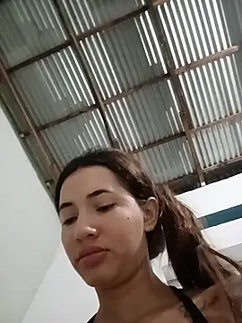 Snapshot of -Nicol chatting on December 5, 2025, 10:02 am -Nicol online show from December 5, 2025, 10:02 am