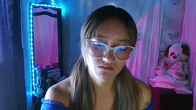 Snapshot of Lya1_ch chatting on October 6, 2025, 9:45 pm Lya1 ch online show from October 6, 2025, 9:45 pm