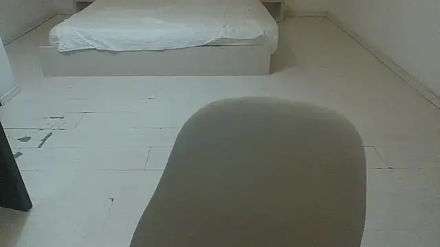 Robexxmia online show from September 14, 2025, 6:51 pm