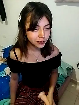 Snapshot of LiLy_kIndly chatting on February 16, 2025, 1:14 am LiLy kIndly online show from February 16, 2025, 1:14 am