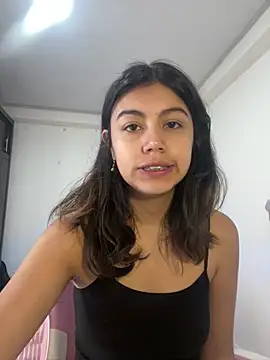 LiLy kIndly online show from February 8, 2026, 1:47 pm