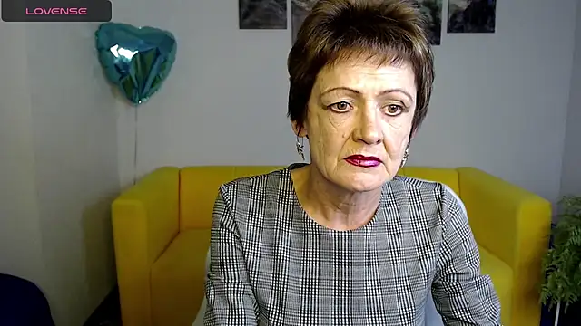 SexyGrandma  online show from March 22, 2025, 4:37 pm