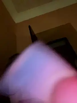 DearAlise online show from January 11, 2026, 12:21 pm