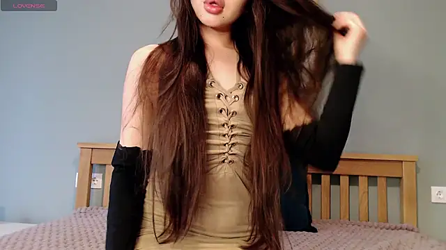 Snapshot of AyameAsakura chatting on February 19, 2025, 6:44 am AyameAsakura online show from February 19, 2025, 6:44 am