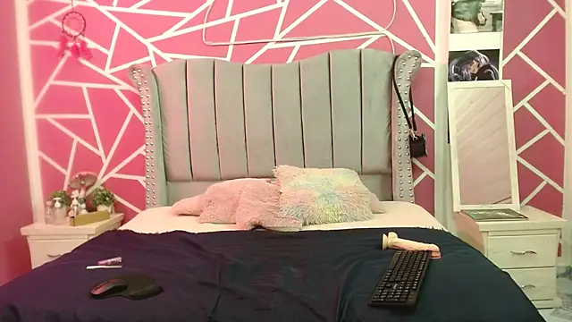 Snapshot of valeria__rouse chatting on February 8, 2025, 2:49 pm valeria rouse online show from February 8, 2025, 2:49 pm