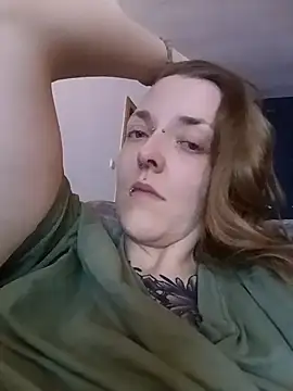 Snapshot of Astrid-Gilbert chatting on February 3, 2025, 11:15 pm Astrid-Gilbert online show from February 3, 2025, 11:15 pm