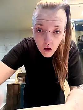 Astrid-Gilbert online show from February 17, 2025, 12:38 pm