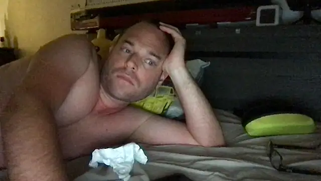 Funnyjul31 online show from May 22, 2026, 8:47 pm