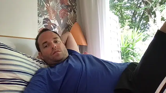 Funnyjul31 online show from June 1, 2026, 3:47 pm