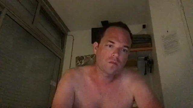 Funnyjul31 online show from June 4, 2026, 9:54 pm
