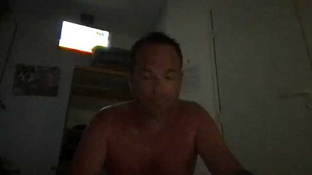 Funnyjul31 online show from June 5, 2026, 8:03 pm