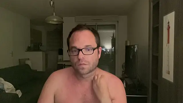 Funnyjul31 online show from June 25, 2026, 5:50 pm