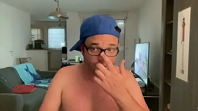 Funnyjul31 online show from July 31, 2026, 4:28 pm