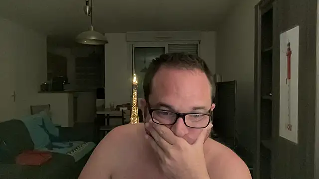 Funnyjul31 online show from August 1, 2026, 9:35 pm